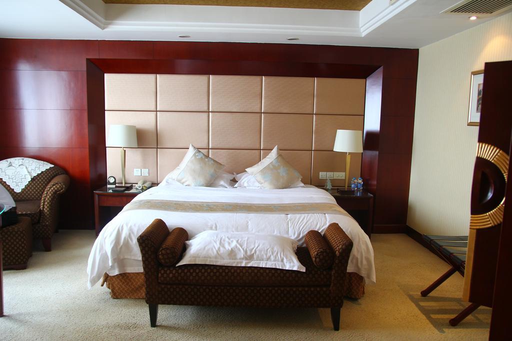 Huafang Jinling International Hotel Zhangjiagang Habitación foto