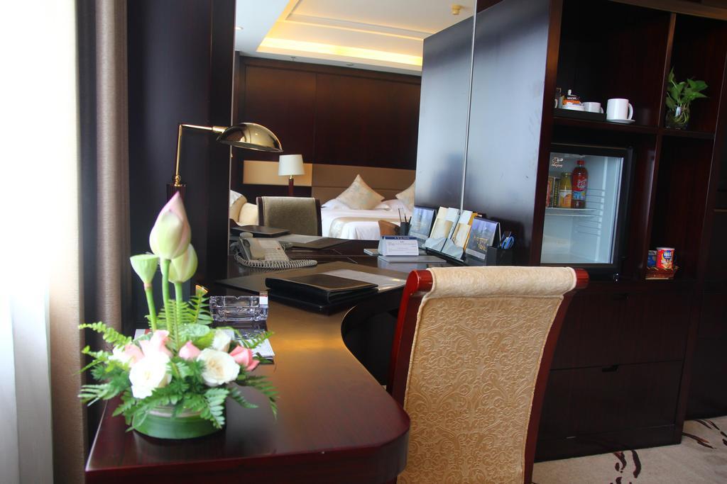 Huafang Jinling International Hotel Zhangjiagang Habitación foto