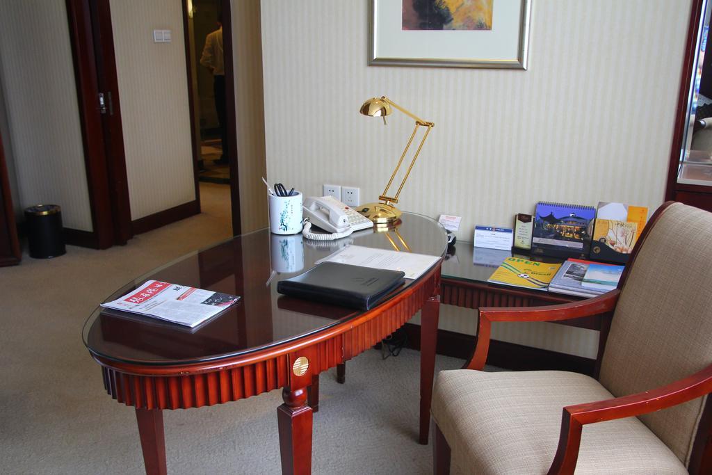Huafang Jinling International Hotel Zhangjiagang Habitación foto